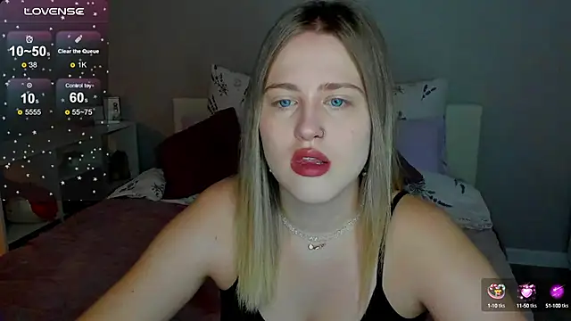  Sarah Soul  online show from October 12, 12:01 am