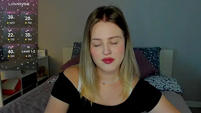  Sarah Soul  online show from September 9, 1:38 am