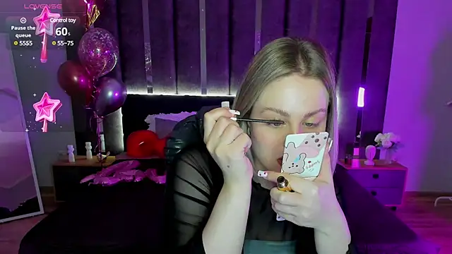  Sarah Soul  online show from March 5, 12:49 am