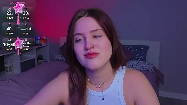  Sarah Soul  online show from April 4, 11:11 pm