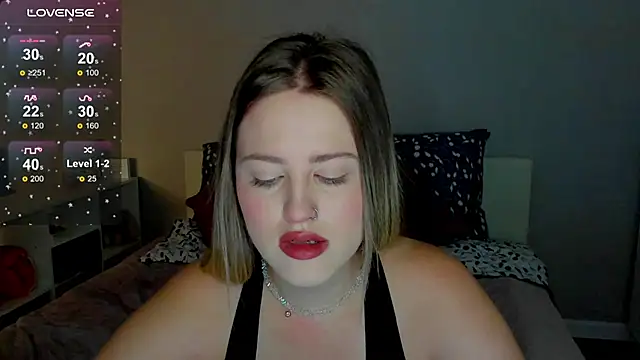  Sarah Soul  online show from September 10, 12:20 am