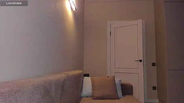 Snapshot of pretty_girlnextdoor chatting on December 6, 6:00 pm pretty girlnextdoor online show from December 6, 6:00 pm