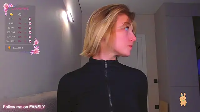 Snapshot of pretty_girlnextdoor chatting on March 7, 6:11 pm pretty girlnextdoor online show from March 7, 6:11 pm