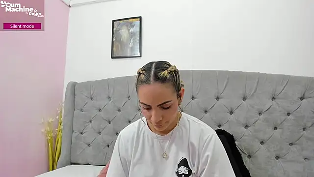 Valesskahall online show from October 29, 12:15 pm