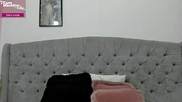 Snapshot of Valesskahall chatting on September 22, 12:22 pm Valesskahall online show from September 22, 12:22 pm