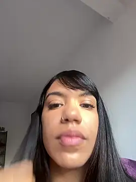 -Naomyy- online show from February 13, 9:15 pm