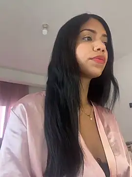 -Naomyy- online show from November 3, 2:53 pm