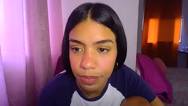Snapshot of -Naomyy- chatting on September 10, 12:26 pm -Naomyy- online show from September 10, 12:26 pm
