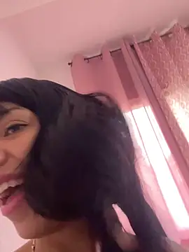 -Naomyy- online show from May 8, 12:42 pm