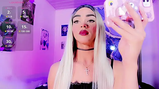 Elissa taylor  online show from November 27, 8:20 pm