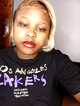 Dark Berry 26 online show from February 21, 9:55 am