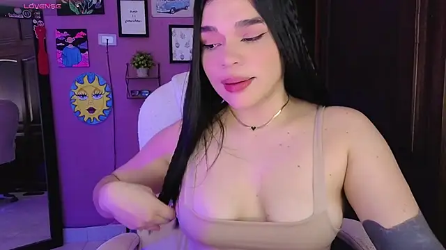 Snapshot of Veronica_111 chatting on September 30, 5:57 am Veronica 111 online show from September 30, 5:57 am