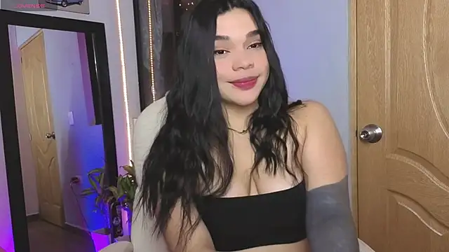 Snapshot of Veronica_111 chatting on November 29, 1:39 am Veronica 111 online show from November 29, 1:39 am