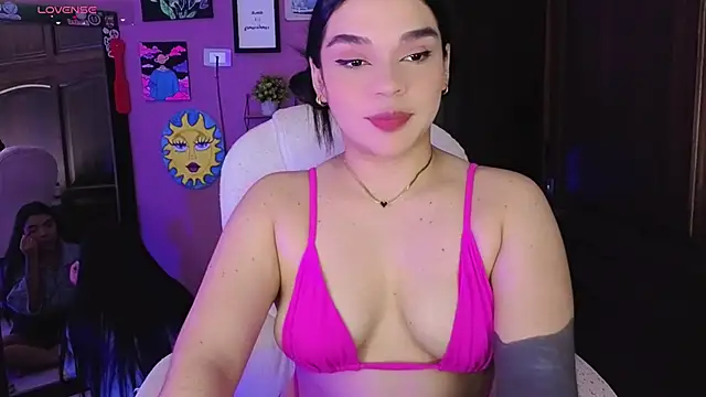 Snapshot of Veronica_111 chatting on October 3, 5:20 am Veronica 111 online show from October 3, 5:20 am