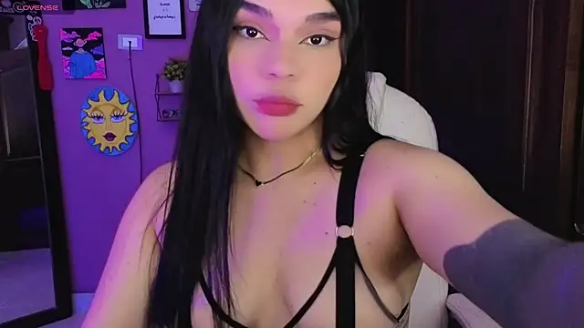 Snapshot of Veronica_111 chatting on October 2, 7:23 am Veronica 111 online show from October 2, 7:23 am
