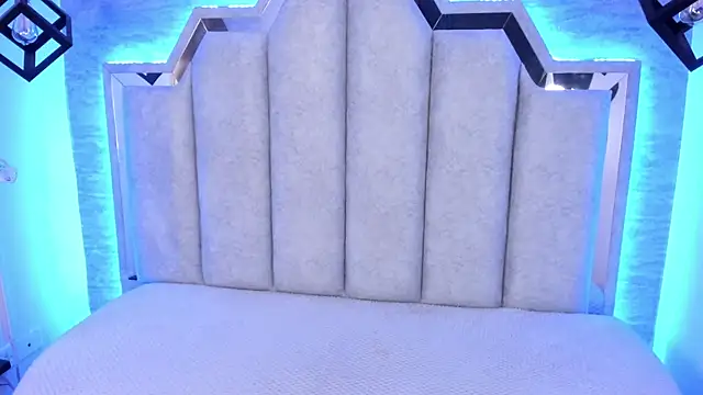  alaia collway  online show from March 15, 12:13 pm