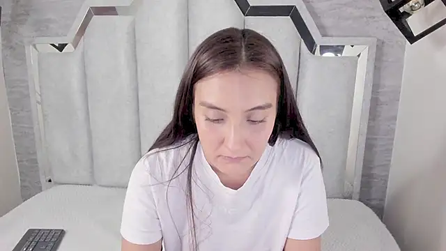  alaia collway  online show from March 10, 2:59 pm