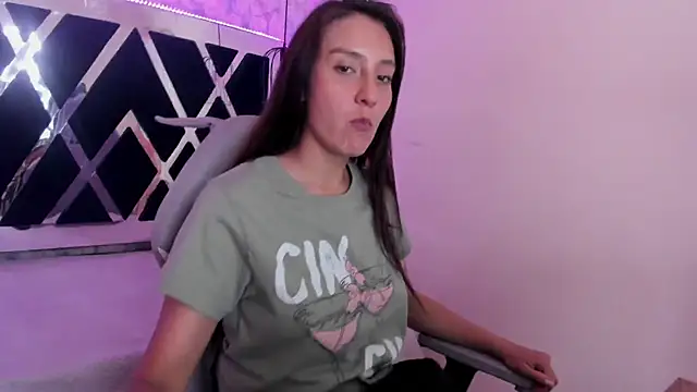  alaia collway  online show from February 3, 3:17 pm