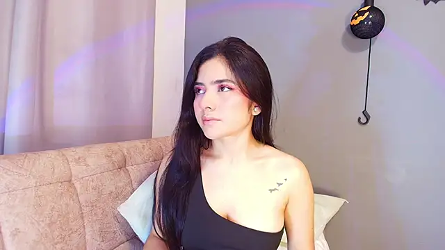 adara johnson   online show from October 3, 11:45 am