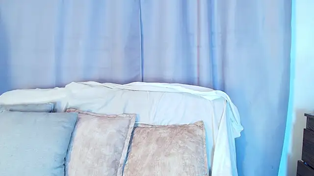 adara johnson   online show from November 1, 11:48 am