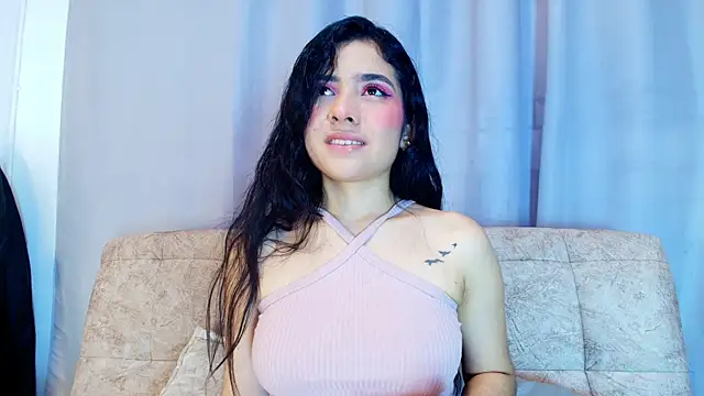 adara johnson   online show from November 2, 11:48 am