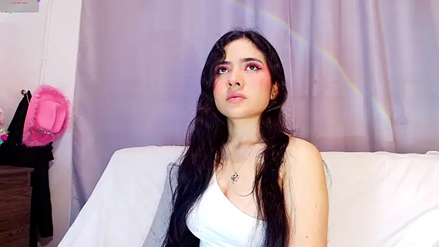 adara johnson   online show from October 25, 11:42 am