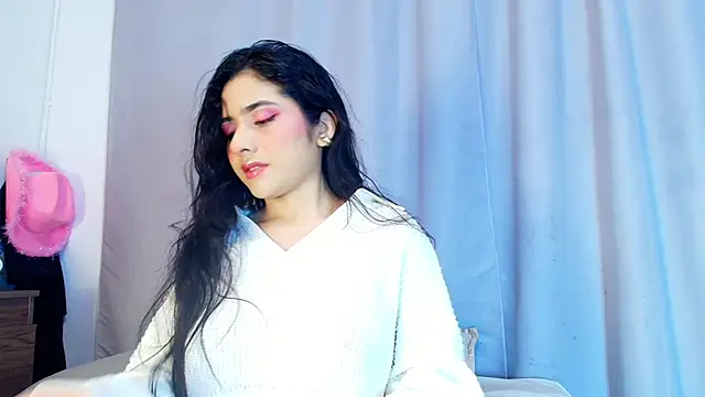 adara johnson   online show from November 5, 11:46 am