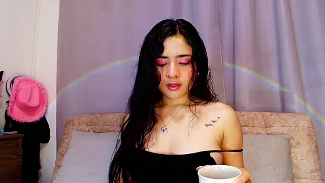 adara johnson   online show from October 20, 11:44 am