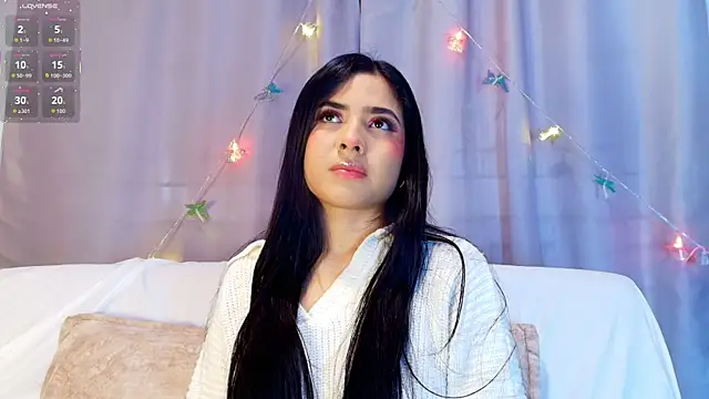 adara johnson   online show from December 5, 12:04 pm