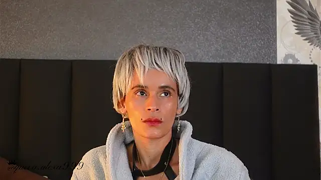 Snapshot of Alexa_Duque34 chatting on December 1, 3:46 pm Alexa Duque34 online show from December 1, 3:46 pm