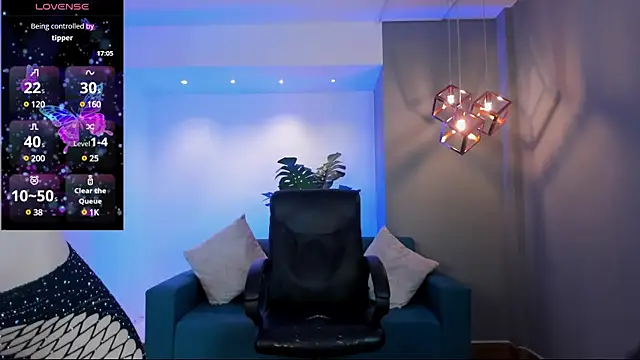 Tifanny Jhoson online show from March 18, 8:26 pm