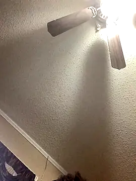 yosparky online show from September 13, 9:37 pm