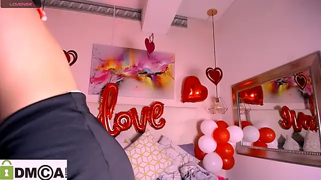 Snapshot of ASHLIE_DIXON1 chatting on February 12, 12:58 am ASHLIE DIXON1 online show from February 12, 12:58 am