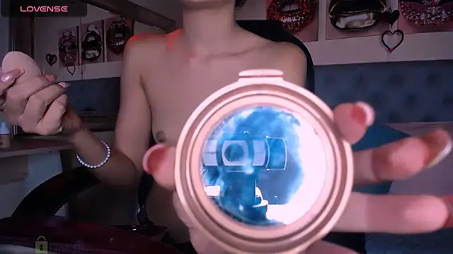 Snapshot of ASHLIE_DIXON1 chatting on March 15, 4:57 am ASHLIE DIXON1 online show from March 15, 4:57 am