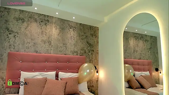 Snapshot of ASHLIE_DIXON1 chatting on October 26, 7:47 pm ASHLIE DIXON1 online show from October 26, 7:47 pm