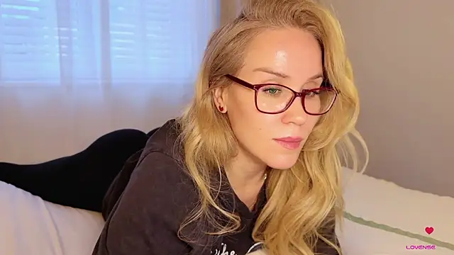 Myassistant online show from November 3, 4:43 pm