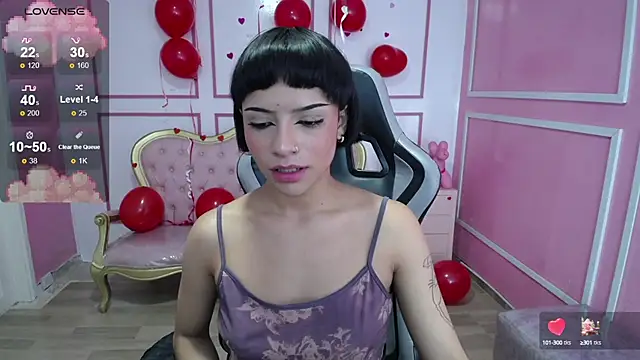 Snapshot of kathina_t chatting on February 18, 10:03 pm kathina t online show from February 18, 10:03 pm