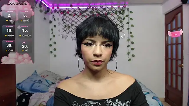 Snapshot of kathina_t chatting on September 24, 8:04 pm kathina t online show from September 24, 8:04 pm
