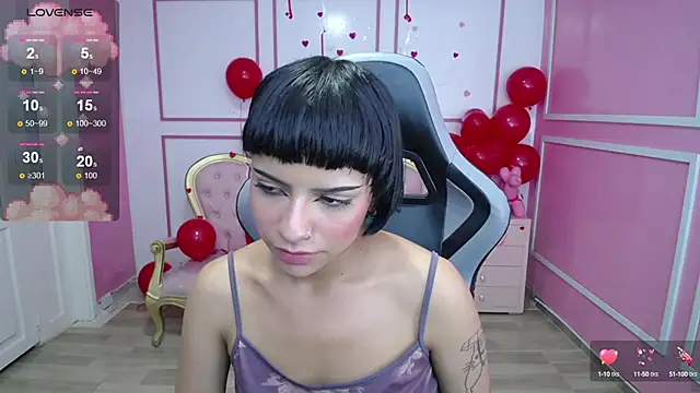 Snapshot of kathina_t chatting on February 21, 10:15 pm kathina t online show from February 21, 10:15 pm