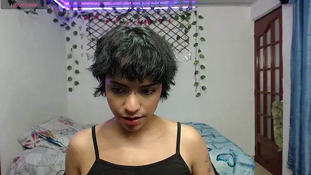 Snapshot of kathina_t chatting on September 17, 9:06 pm kathina t online show from September 17, 9:06 pm