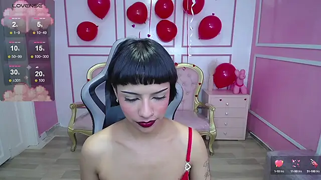 Snapshot of kathina_t chatting on February 14, 11:20 pm kathina t online show from February 14, 11:20 pm