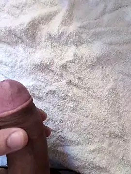 Riccardo9797 online show from November 10, 9:03 am