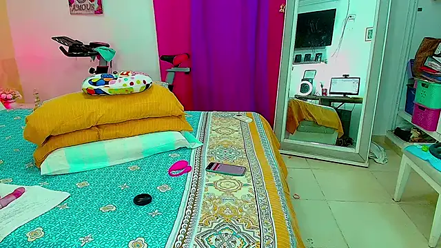 Kendralove31xxx online show from November 7, 2:16 am