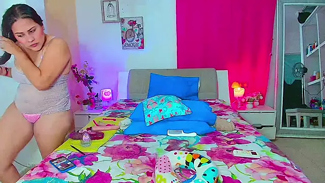 Kendralove31xxx online show from March 23, 3:06 am