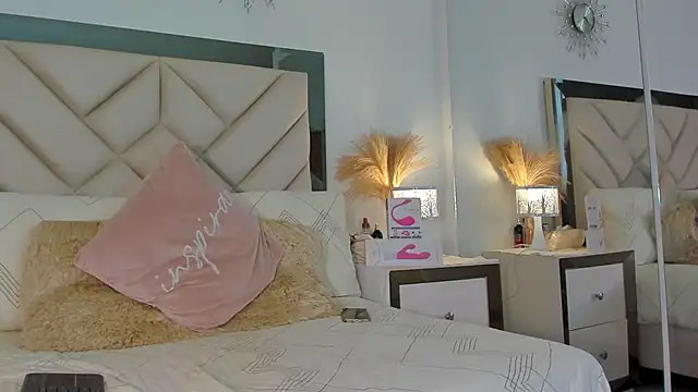 Snapshot of alexa_tobar chatting on September 10, 7:57 pm alexa tobar online show from September 10, 7:57 pm
