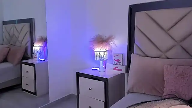 alexa tobar online show from February 24, 9:26 pm