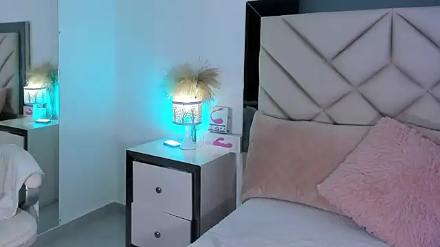 alexa tobar online show from March 6, 9:21 pm