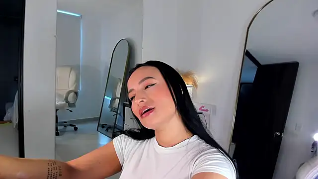 alexa tobar online show from May 31, 7:03 pm