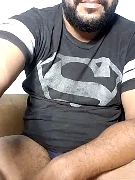 Snapshot of friendsloversex chatting on January 29, 4:05 am friendsloversex online show from January 29, 4:05 am