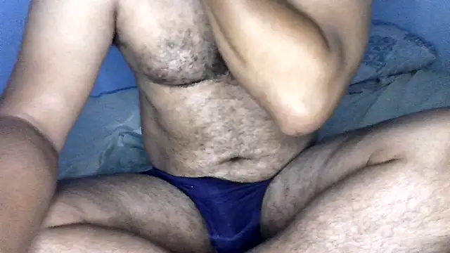 Snapshot of friendsloversex chatting on June 7, 12:32 pm friendsloversex online show from June 7, 12:32 pm